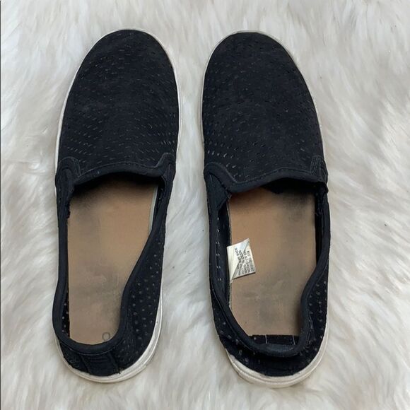 Time And Tru Black Perforated Suede Slip Ons Sz 8 - Picture 3 of 6